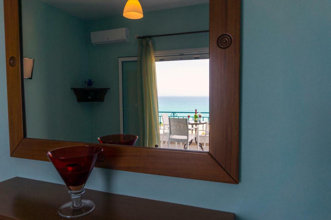 Kaskanis Apartments Vrachos Bagian luar foto